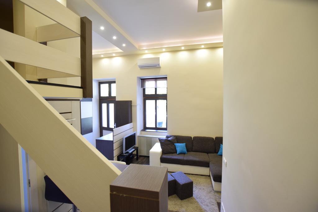 Standard Apartment By Hi5 - Fejer Gyorgy St Budapest Esterno foto